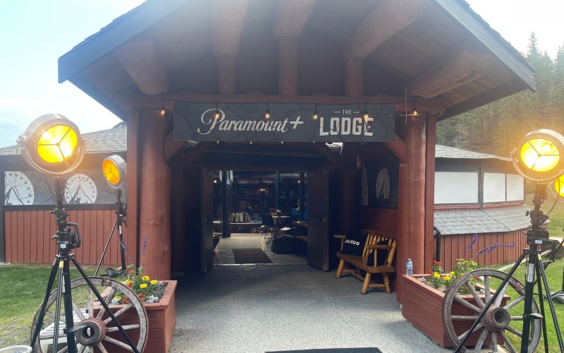 paramount lodge entrance by TK Events - Experiential marketing